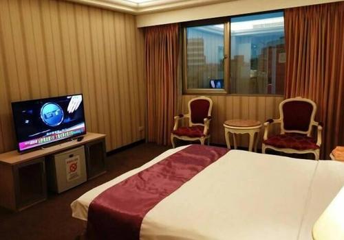 Best Price on Ever Spring Hotel in Taipei + Reviews!