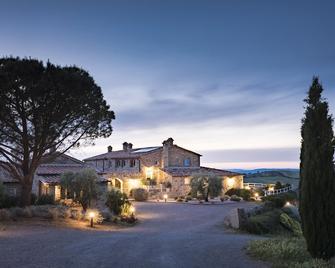 Dimora Santa Margherita - Relais di Charme - Cinigiano - Edificio