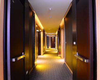 Yunlin hotel - Huwei Township - Pasillo