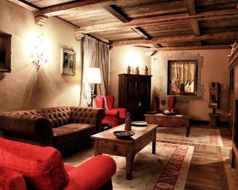 Le Reve Charmant - Aosta - Sala de estar