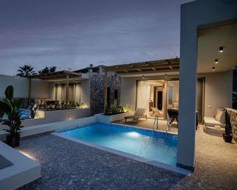 Kaktus Suites Private Pool - Palioúrion - Piscina