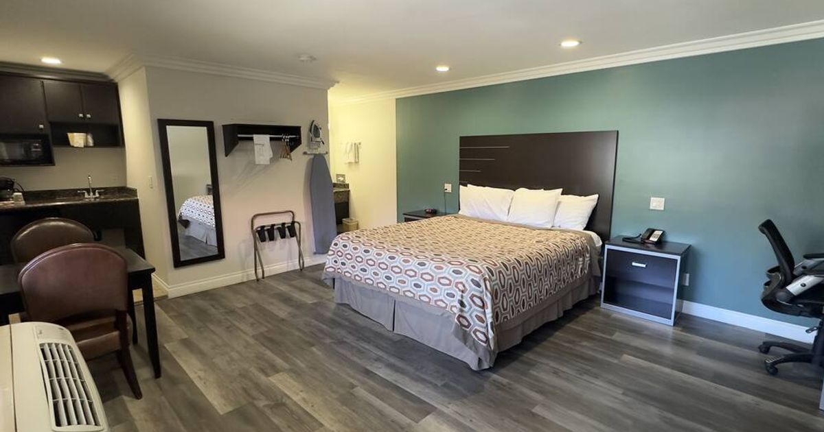 Garden Inn and Suites Glendora from 93. Glendora Hotel Deals & Reviews