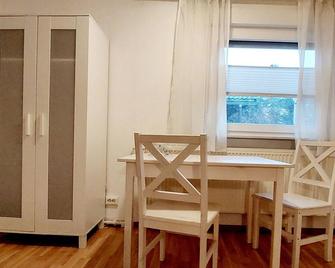 cozy apartment! - Lutherstadt Wittenberg - Salle à manger