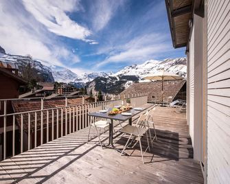 عدن ريزيدنس 2 - لاوتربرونين - شرفة