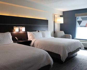 Holiday Inn Express & Suites Brampton By IHG - Brampton - Bedroom