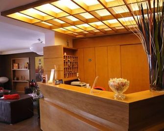 Hotel Fly - Casoria - Accueil