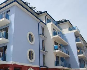 Hotel Nadia - Primorsko - Edificio