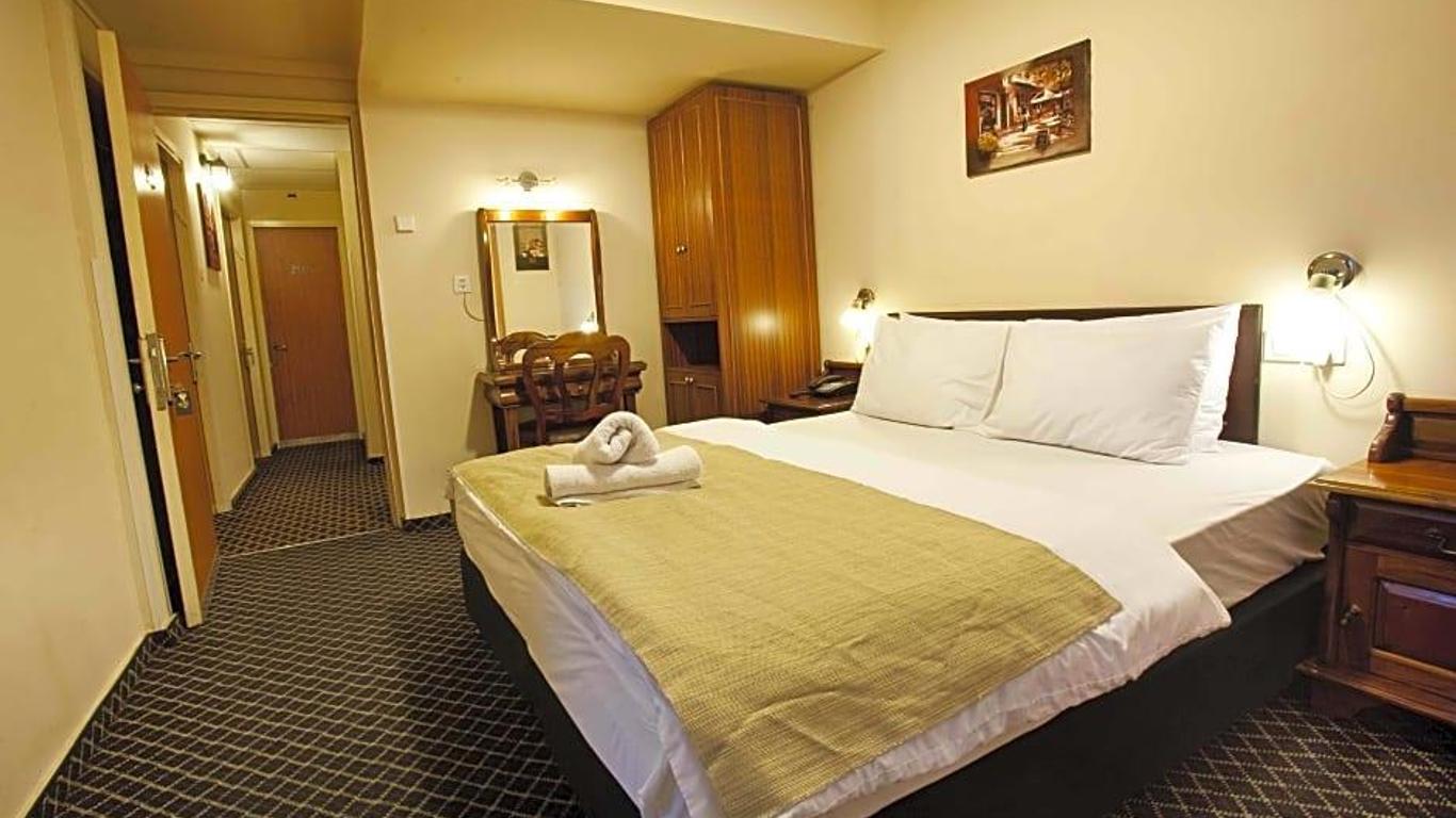 Sun City Hotel