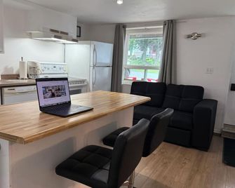 Appartement Au Centre-Ville - Saint-Georges - Cucina
