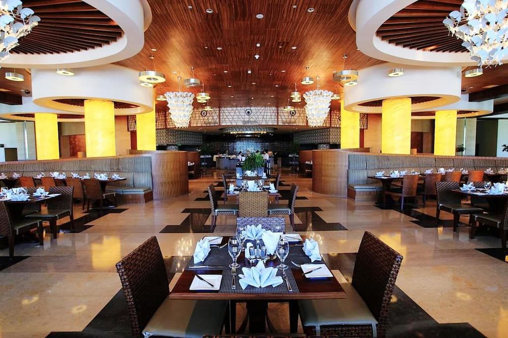 Crowne Plaza Danang by IHG