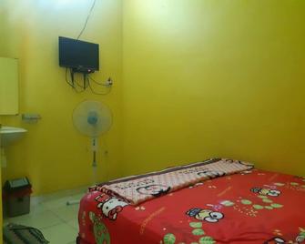 OYO 3214 Puri Amalia - Banyuwangi - Schlafzimmer