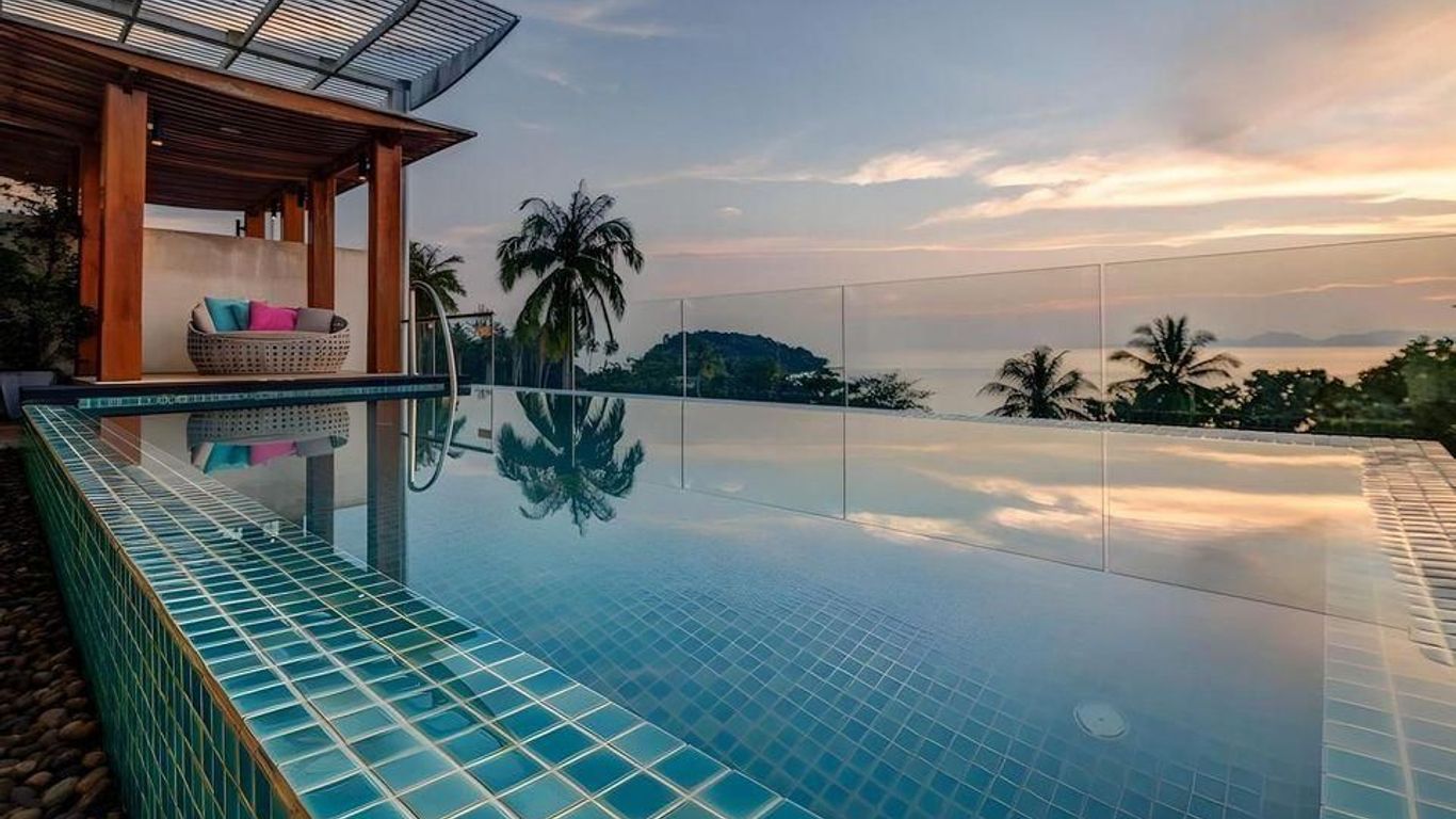 더 펠리칸 레지던스 & 스위트 끄라비