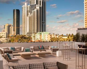 Residence Inn by Marriott Miami Sunny Isles Beach - Sunny Isles Beach - Balcony