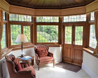 Gwern Borter Manor - Conwy - Living room