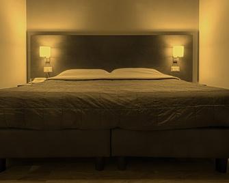 Twelve Hotel - Moncalieri - Schlafzimmer