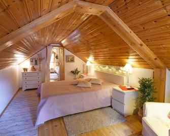 The cottage enjoys a fantastic location in Hjo, in Västergötaland. - Hjo - Bedroom