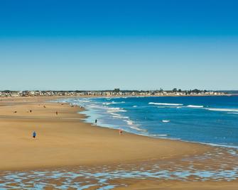 Americas Best Value Inn & Cottages - Wells / Ogunquit - וולס - חוף