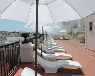 Albufeira Beach Hotel - Albufeira - Balcony