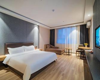 Starway Hotel (Kashgar People's Square) - Kashgar - Bedroom