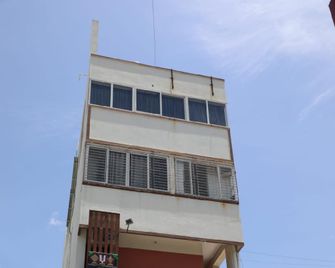 Sri Padmavathi Residency - Tirupati - Gebouw