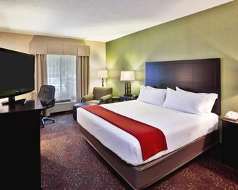Holiday Inn Express & Suites Woodhaven By IHG - Woodhaven - Schlafzimmer