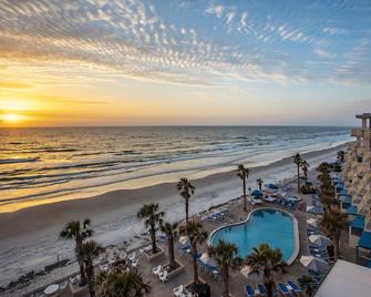 The Shores Resort & Spa - Daytona Beach Shores - Beach