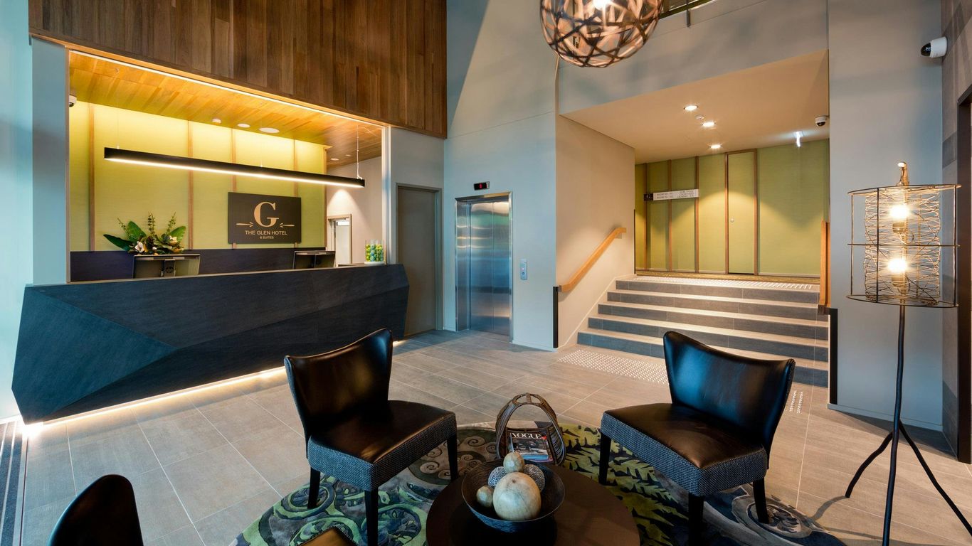 The Glen Hotel & Suites