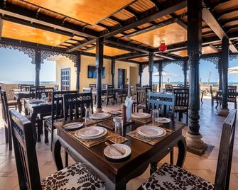 Golden Tulip Zanzibar Boutique Hotel - סטון טאון - מסעדה