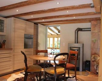 Holiday house Mutzmalen for 1 - 5 persons with 2 bedrooms - Holiday home - Stäfa - Dining room