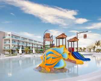 Serenade Punta Cana Beach & Spa Resort - Punta Cana - Piscina