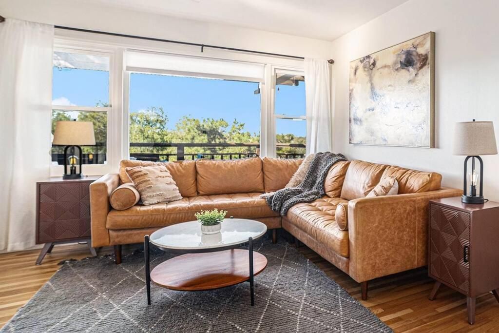 Boutique Charm 3BR w/ Huge Deck