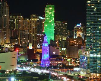 Miami Sun Hotel - Downtown/Port of Miami - Miami - Outdoors view