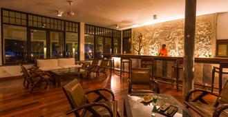 Nilaveli Beach Hotel - Trincomalee - Sala de estar