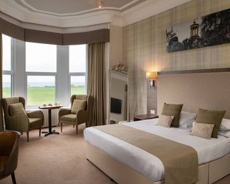 Fairfield House Hotel - Ayr - Bedroom