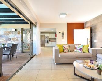 Salobre Golf Villas - Holiday Rental Par4-2 - Arguineguín - Wohnzimmer