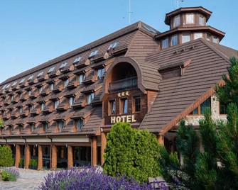 Hotel Szymbark - Szymbark - Edificio