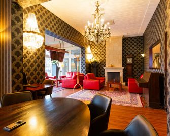 Bastion Hotel Apeldoorn Het Loo - Apeldoorn - Lobby