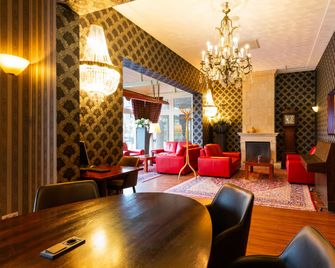 Bastion Hotel Apeldoorn Het Loo - Apeldoorn - Lobby