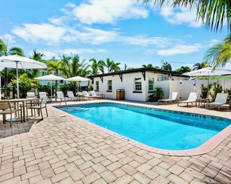 Haley's at Anna Maria Island Inn - Holmes Beach - Bể bơi