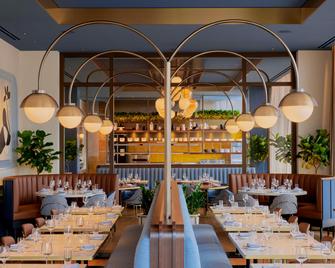 The Godfrey Detroit, Curio Collection by Hilton - Detroit - Restaurante