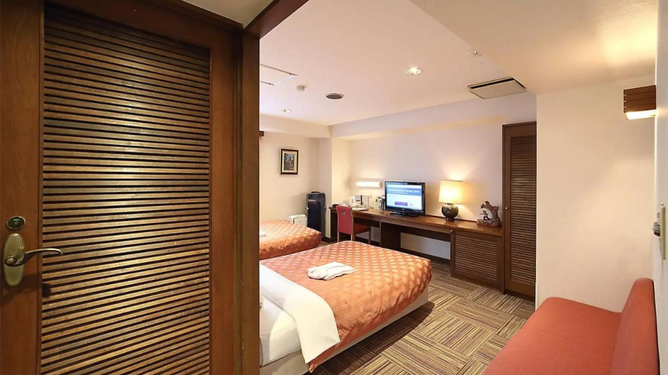 久米川ウィングホテル