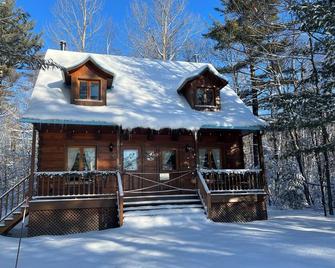 Les Chalets sur le Cap - Beaupre - Clădire