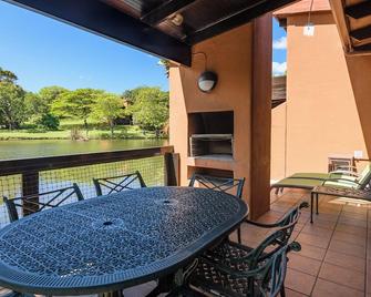 San Lameer Villa Rentals Bachelor Studio 2515 - Southbroom - Balkon