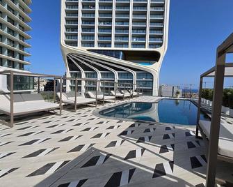 Mercury Suites - Skydream Getaways - St. Julian's - Pool