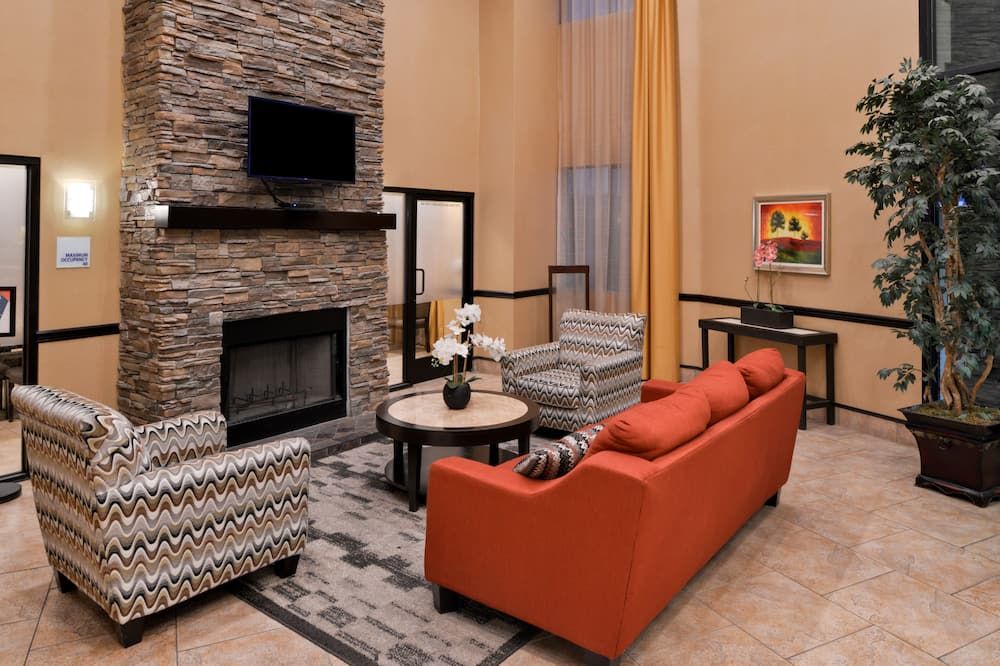 كورتيارد باي ماريوت شينو هيلز