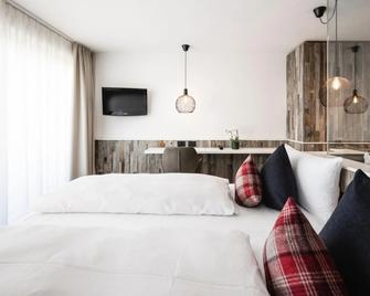 Hotel Ladinia - La Villa - Schlafzimmer