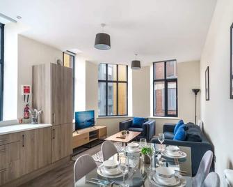 Bright 2 Bedroom Apartment in Central Manchester - Mánchester - Comedor