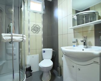 Pensiunea Trident - Hațeg - Baño