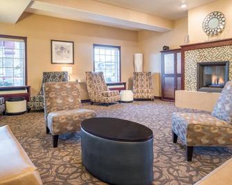 Holiday Inn Express Wenatchee By IHG - Wenatchee - Lounge