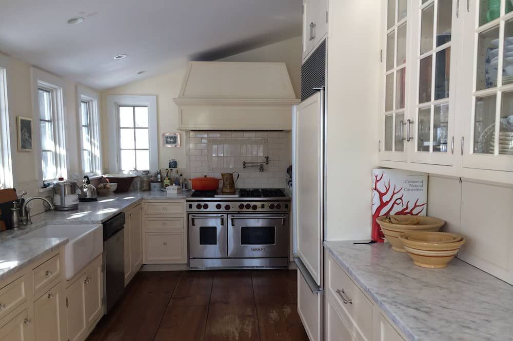 A Perfect Retreat Organic Farmstead On 90 Acres Pro Kitchen 1800's House - Red Hook - Kitchen